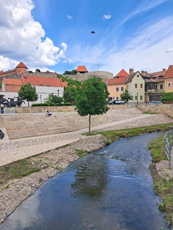 Bb21 Apartman Eger - City Centre Kültér fotó